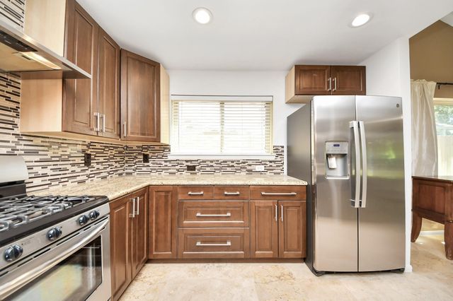 7802 Alegria Drive, Houston, TX 77083