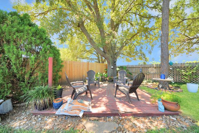 7802 Alegria Drive, Houston, TX 77083