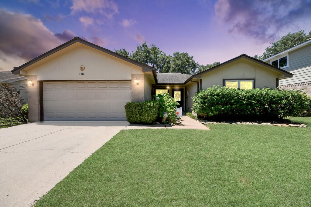 7802 Alegria Drive, Houston, TX 77083