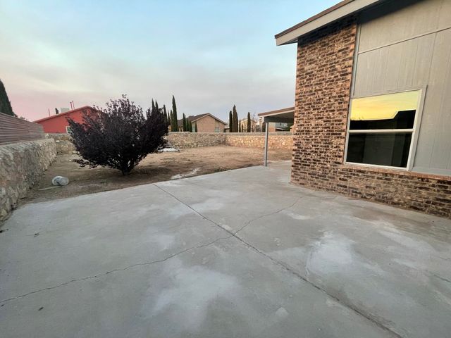 14561 Puerto Del Carmen Avenue, Horizon City, TX 79928