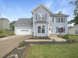 1907 Secretariate Ct, Clarksville, TN 37042