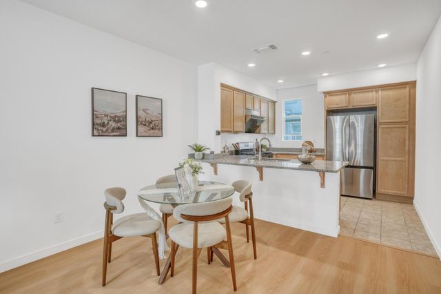 1425 Lavender Loop, Milpitas, CA 95035