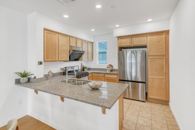 1425 Lavender Loop, Milpitas, CA 95035