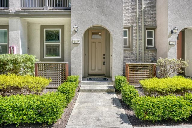 1425 Lavender Loop, Milpitas, CA 95035