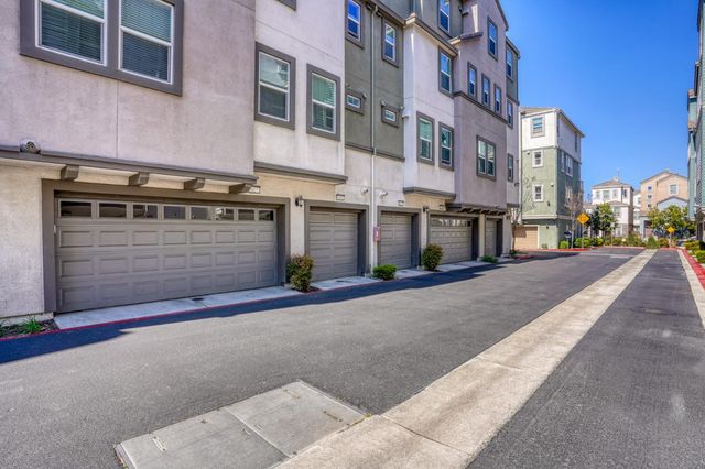 1425 Lavender Loop, Milpitas, CA 95035