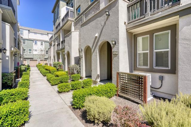 1425 Lavender Loop, Milpitas, CA 95035