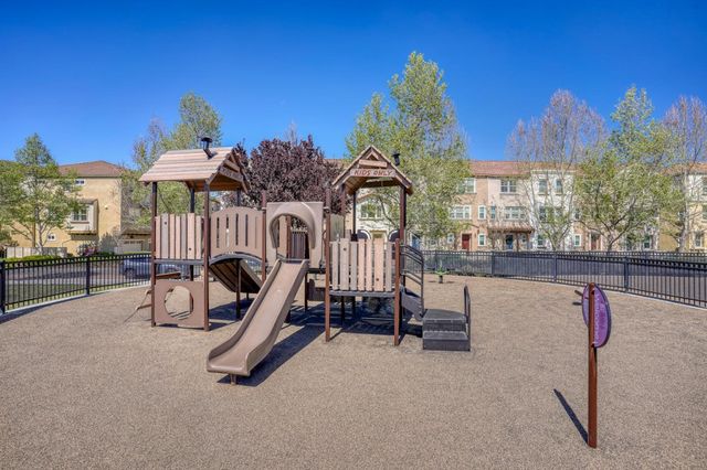 1425 Lavender Loop, Milpitas, CA 95035