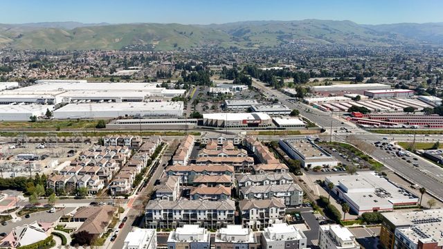 1425 Lavender Loop, Milpitas, CA 95035