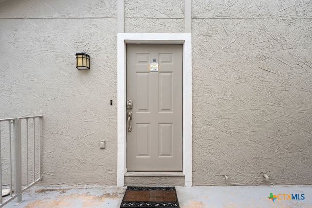 730 E Mather Street L301, New Braunfels, TX 78130