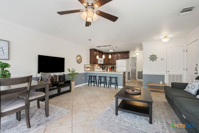 730 E Mather Street L301, New Braunfels, TX 78130