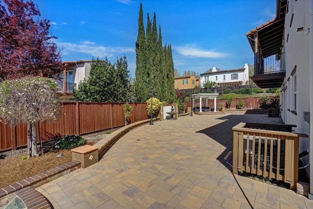 233 Snowdrop Court, San Ramon, CA 94582