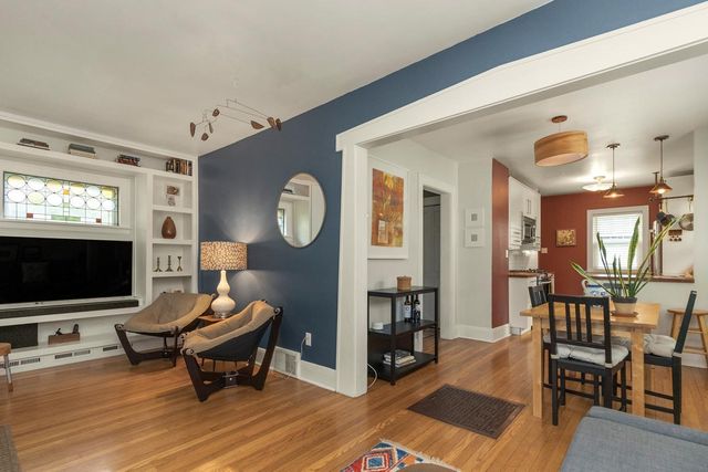 3323 Buchanan Street NE, Minneapolis, MN 55418