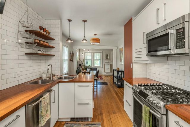 3323 Buchanan Street NE, Minneapolis, MN 55418