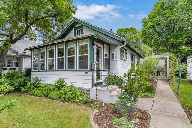 3323 Buchanan Street NE, Minneapolis, MN 55418