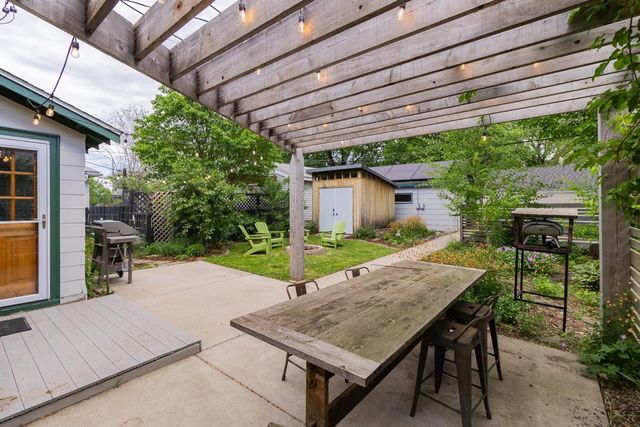 3323 Buchanan Street NE, Minneapolis, MN 55418