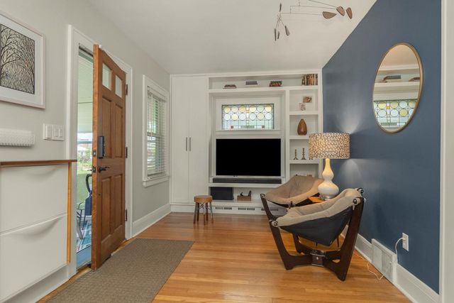 3323 Buchanan Street NE, Minneapolis, MN 55418