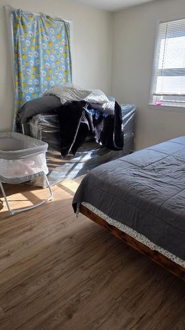 20 Arrowhead Drive 12, Algonquin, IL 60102