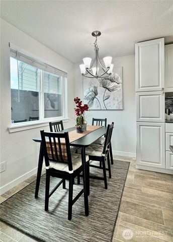 9521 Sharon Drive, Everett, WA 98204