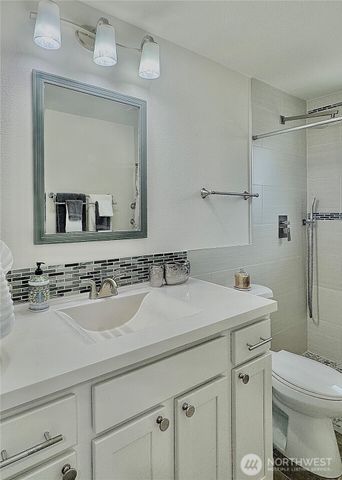 9521 Sharon Drive, Everett, WA 98204