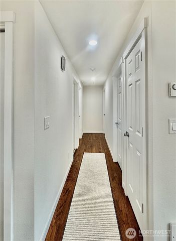 9521 Sharon Drive, Everett, WA 98204