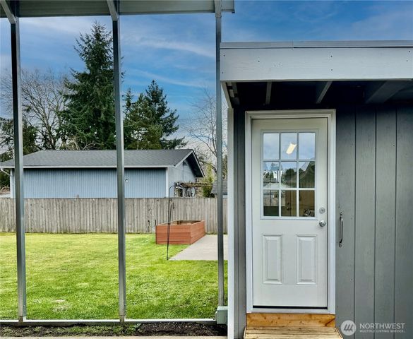 9521 Sharon Drive, Everett, WA 98204