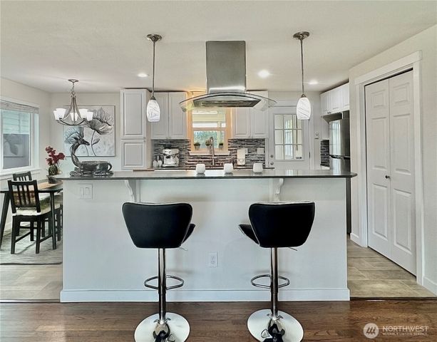 9521 Sharon Drive, Everett, WA 98204