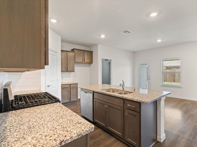 710 Range Drive, Princeton, TX 75407