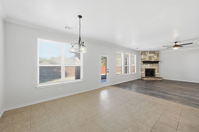 851 Valley Ridge Road, Burleson, TX 76028