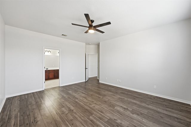 851 Valley Ridge Road, Burleson, TX 76028