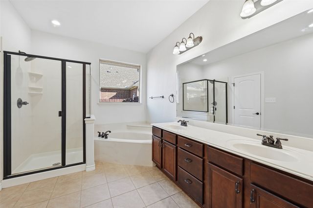 851 Valley Ridge Road, Burleson, TX 76028