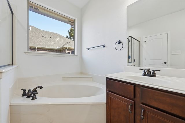 851 Valley Ridge Road, Burleson, TX 76028