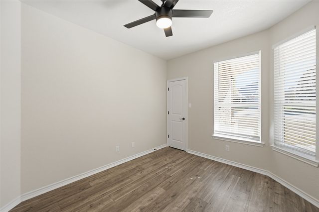 851 Valley Ridge Road, Burleson, TX 76028