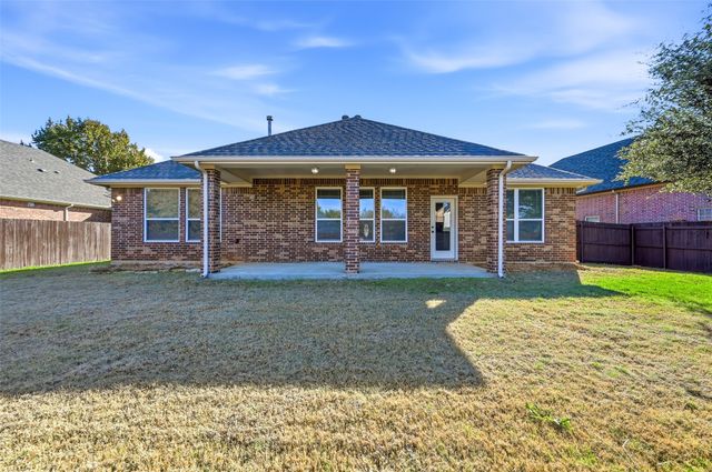 851 Valley Ridge Road, Burleson, TX 76028