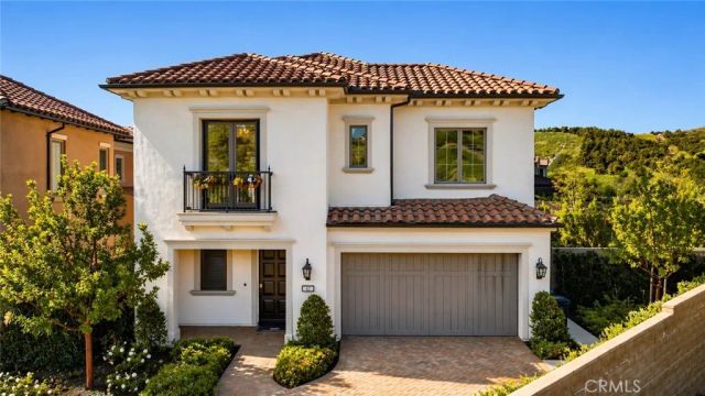 162 Winnett, Irvine, CA 92602