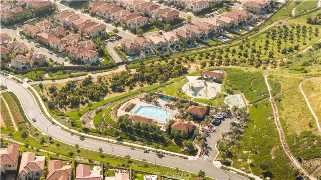 162 Winnett, Irvine, CA 92602