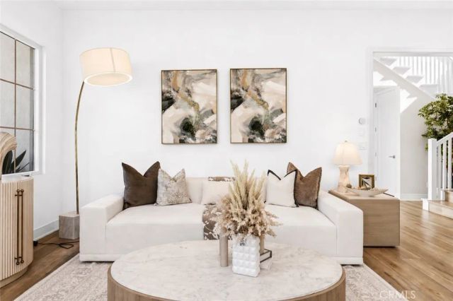 162 Winnett, Irvine, CA 92602