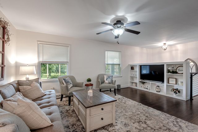 757 Ransom Road, Valparaiso, IN 46385