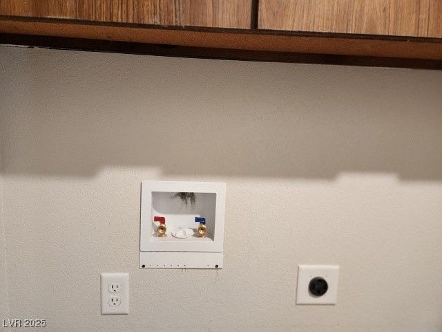 1080 Shady Lane, Pahrump, NV 89060