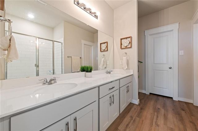 135 Amber Fields TRL C, Buda, TX 78610