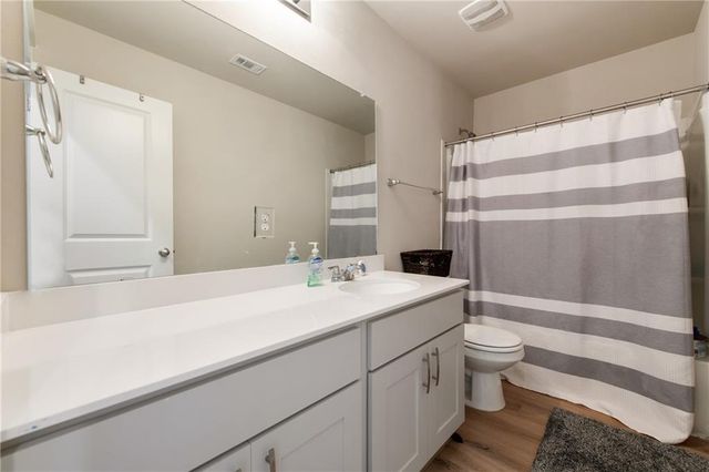 135 Amber Fields TRL C, Buda, TX 78610