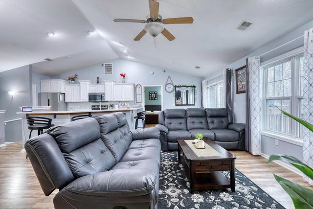 9239 S 54th STREET, Franklin, WI 53132