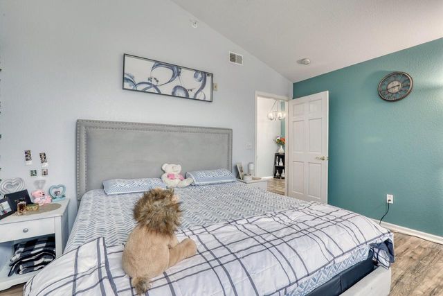 9239 S 54th STREET, Franklin, WI 53132