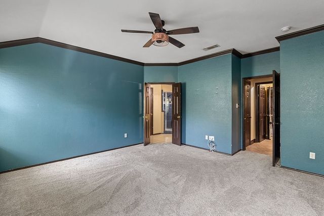 800 Joshua Drive, Burleson, TX 76028