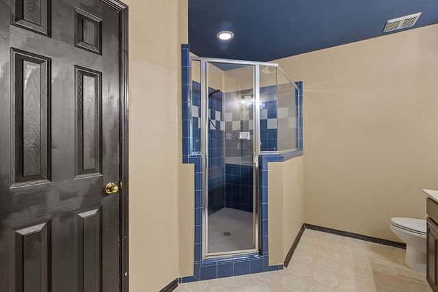 800 Joshua Drive, Burleson, TX 76028