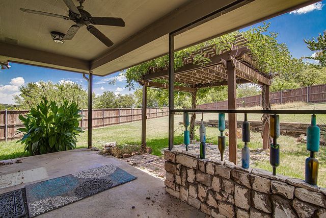 800 Joshua Drive, Burleson, TX 76028