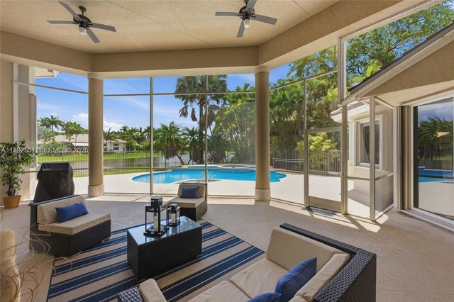 2488 Provence Cir, Weston, FL 33327