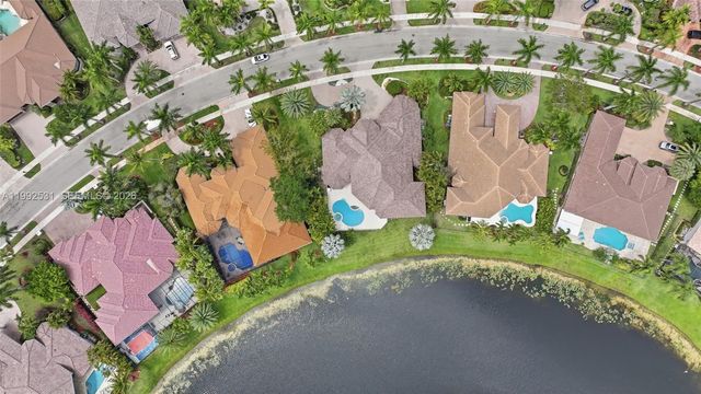 2488 Provence Cir, Weston, FL 33327