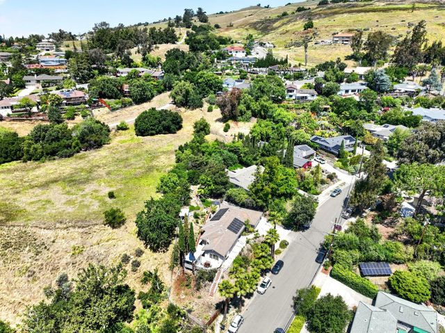 861 Dorel Drive, San Jose, CA 95132