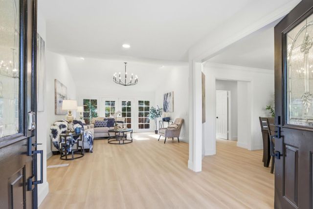 861 Dorel Drive, San Jose, CA 95132