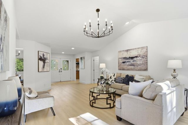 861 Dorel Drive, San Jose, CA 95132
